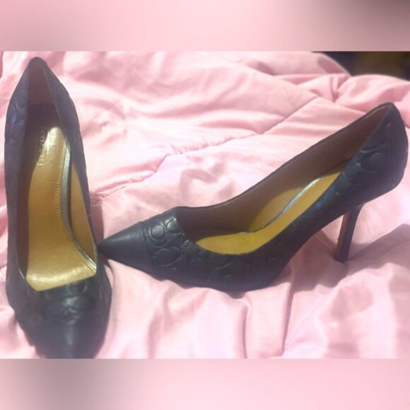 Coach Leather / like swade very pretty soft pointed toe heels!!!🖤😍 size 9.5 - Picture 2 of 16